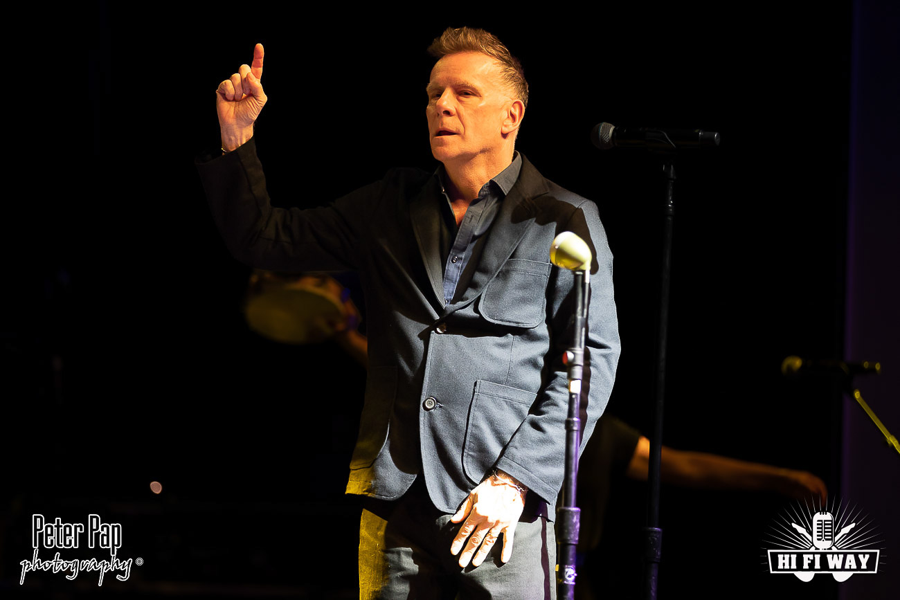 Deacon Blue, Emily Barker @ Thebarton Theatre, Adelaide 1/2/2026 - Hi ...